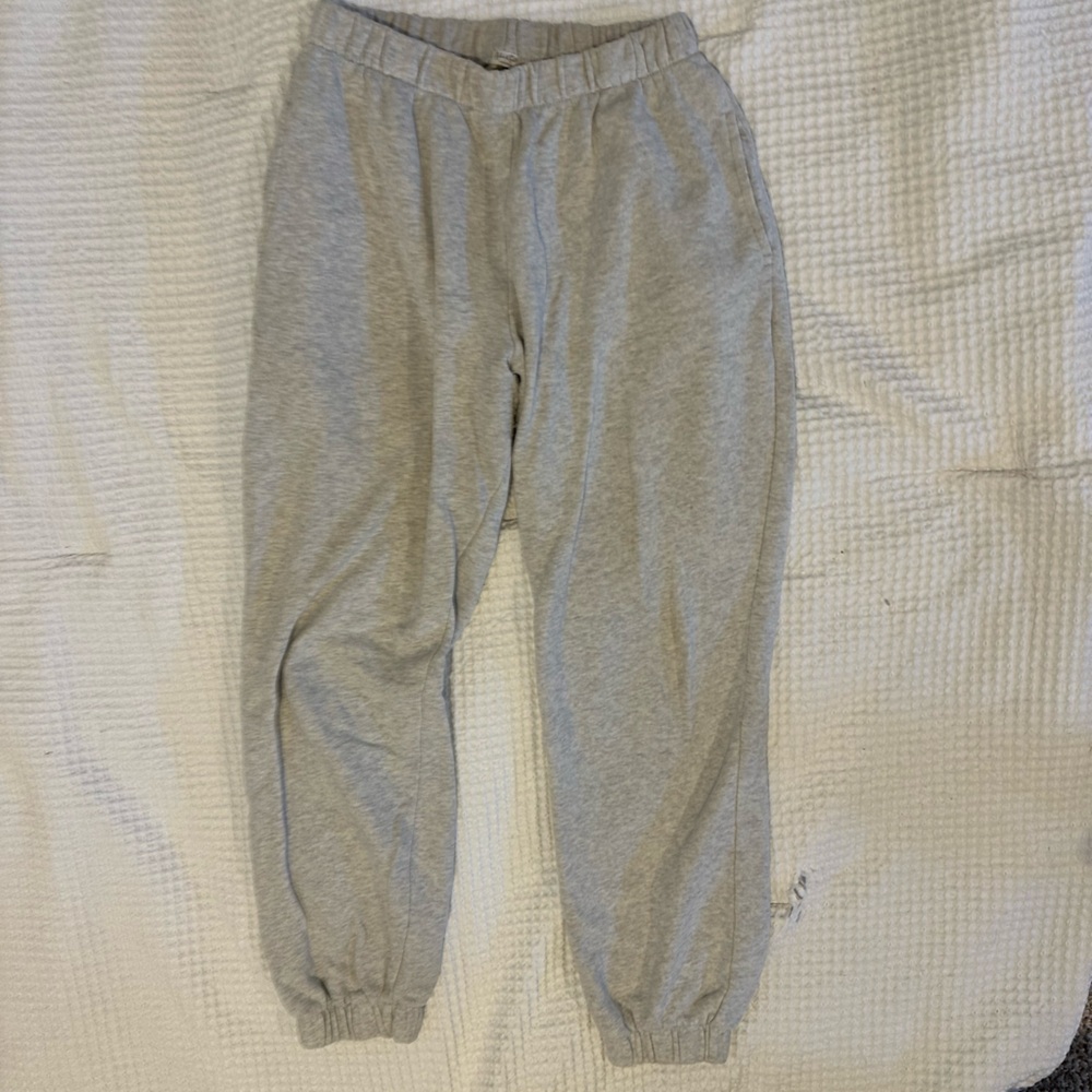 Brandy Melville Light Gray Rosa Sweatpants